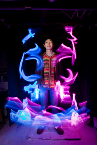 Dustin_Wong-Glow 1.jpg